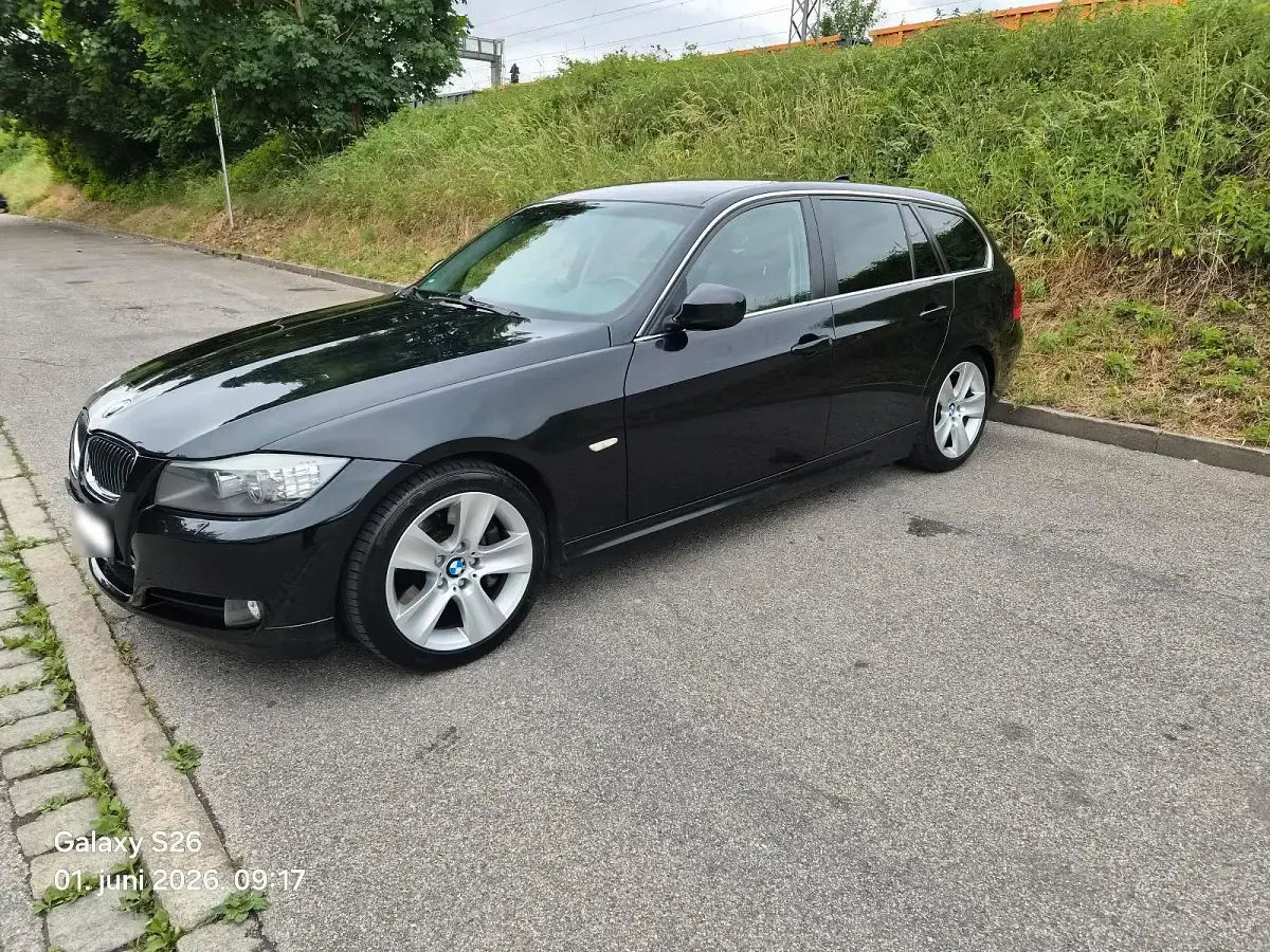 Gebraucht BMW 330 245 PS (180 kW) 2008 Schwarz Kombi