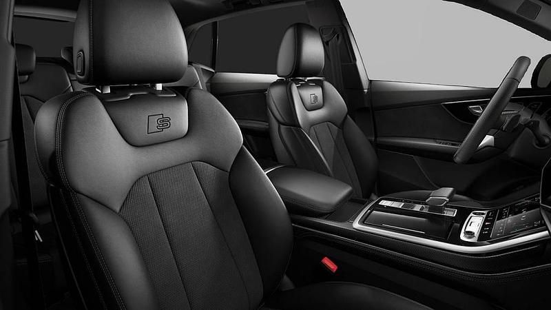 Gebraucht Audi SQ8 507 PS (372 kW) 2024 Schwarz SUV