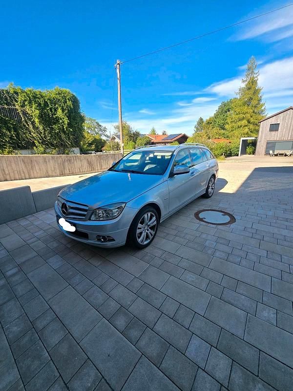 Silber Gebraucht 2007 Mercedes C200 Kombi | 4.300 € (Fairer Preis) - Bild 1/4