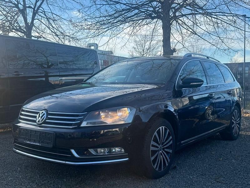 Gebraucht VW Passat Highline 105 PS (77 kW) 2012 Schwarz Kombi