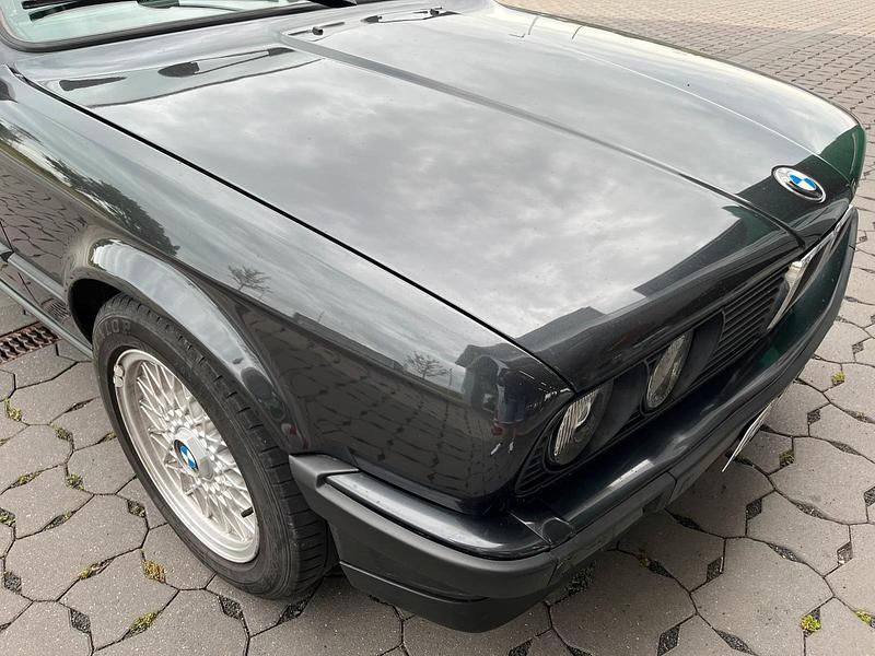 Gebraucht BMW 320 Cabriolet 129 PS (94 kW) 1989 Schwarz Cabrio