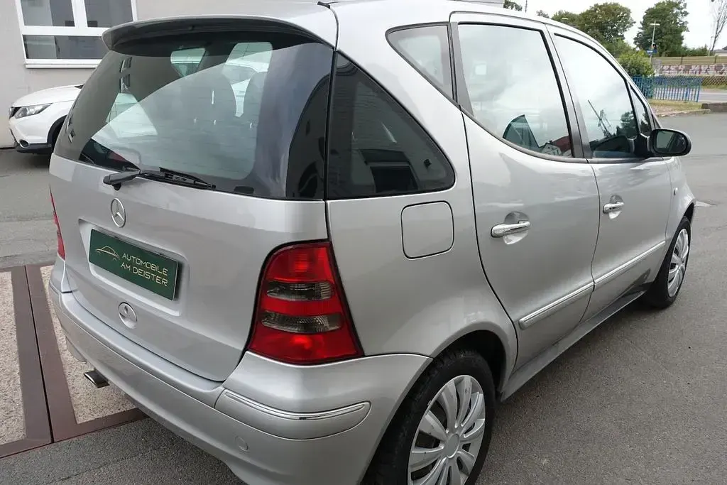 Gebraucht Mercedes A140 Avantgarde 82 PS (60 kW) 2003 Silber Kleinwagen