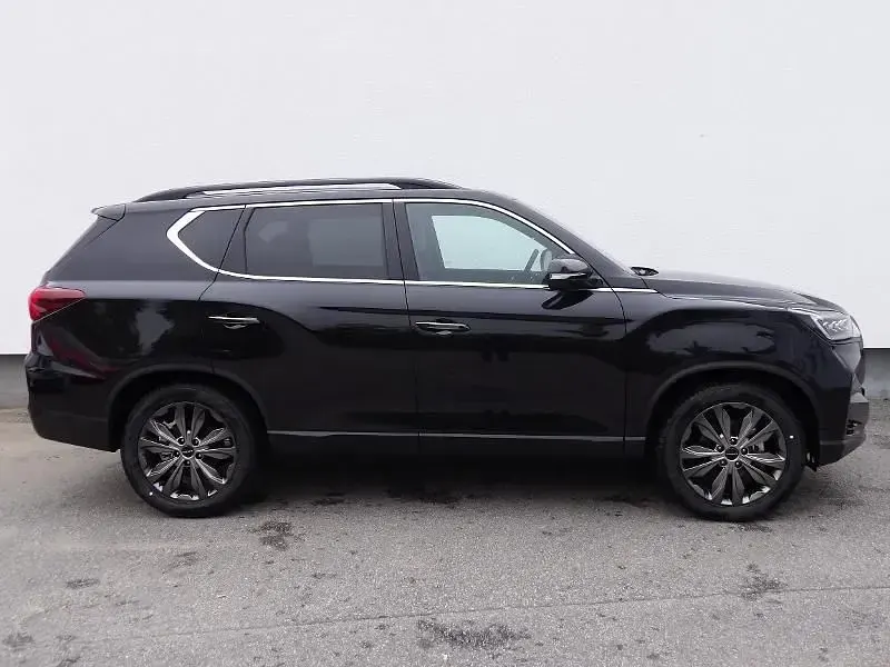 Neu KGM Rexton 201 PS (147 kW) 2026 Schwarz SUV