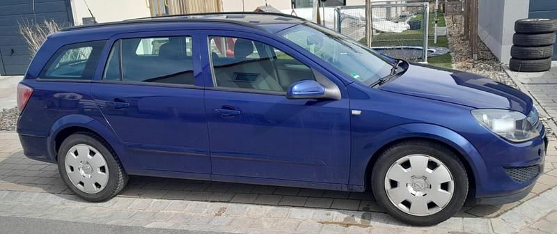 Gebraucht Opel Astra 100 PS (73 kW) 2005 Blau Kombi