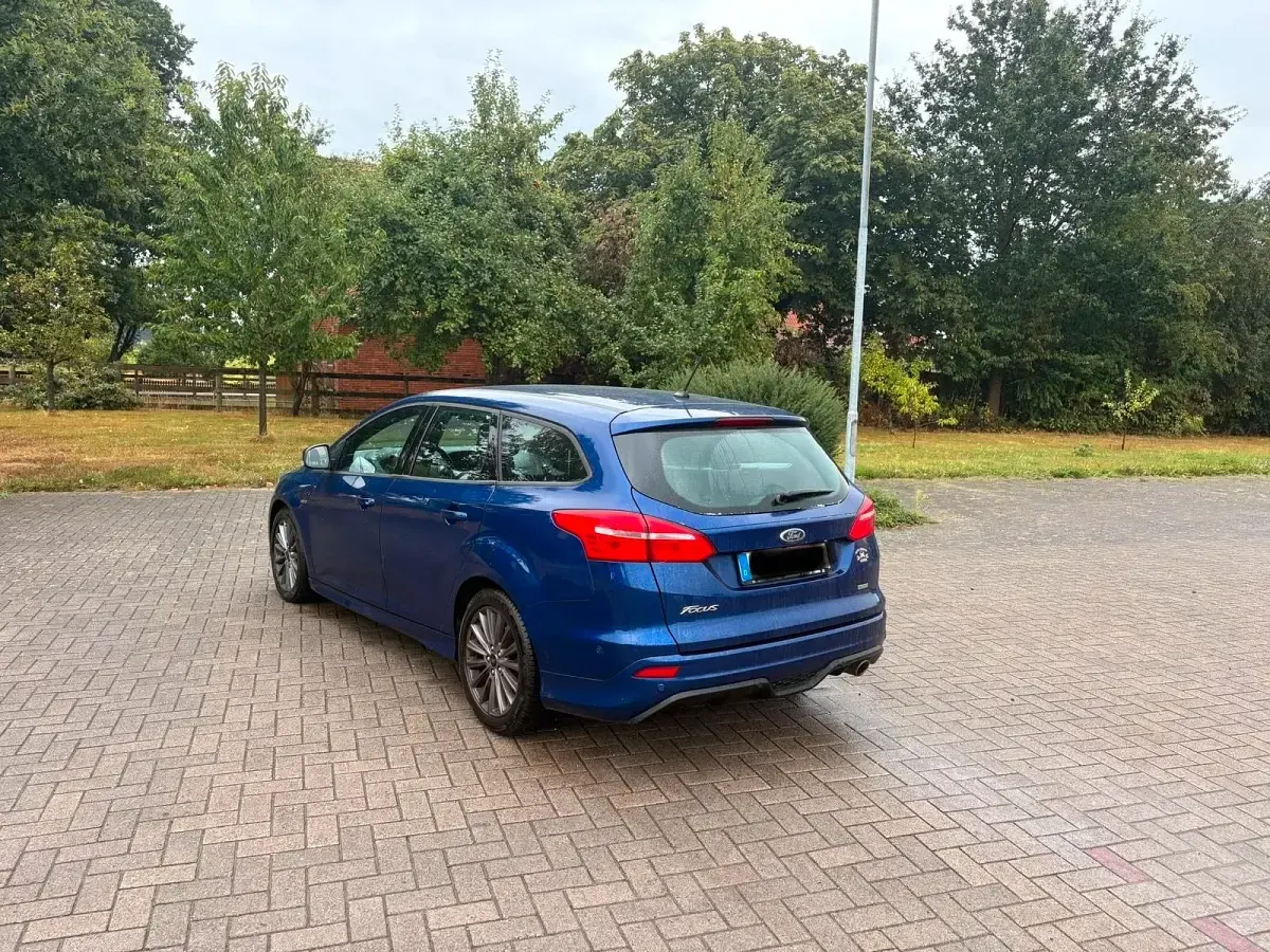 Gebraucht Ford Focus 150 PS (110 kW) 2017 Blau Kombi