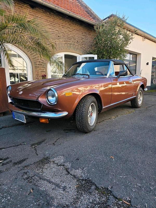 Andere farben Gebraucht 2025 Fiat 124 Cabrio | 11.750 € - Bild 1/4