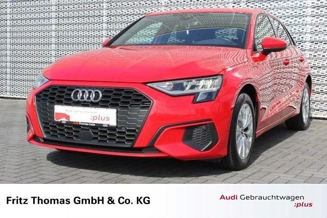 Tangorot Gebraucht 2021 Audi A3 Sportback e-tron Ambiente Limousine | 21.590 € (Guter Preis) - Bild 1/4