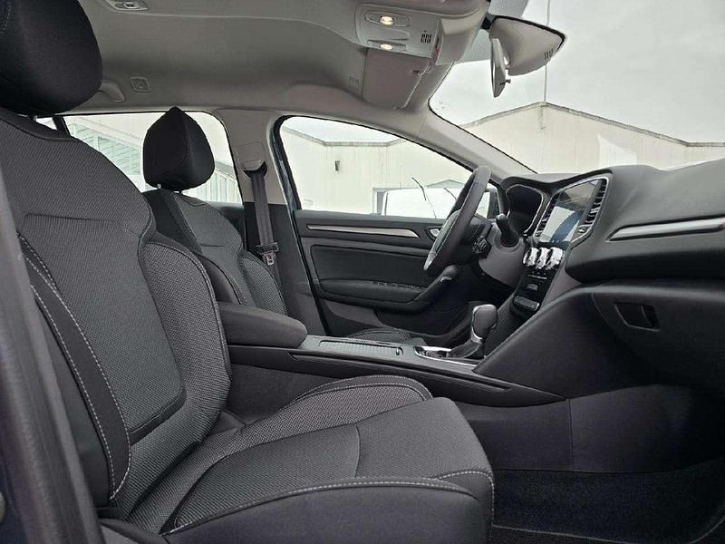 Gebraucht Renault Mégane GrandTour Equilibre 116 PS (85 kW) 2024 Titaniumgrau metallic Kombi