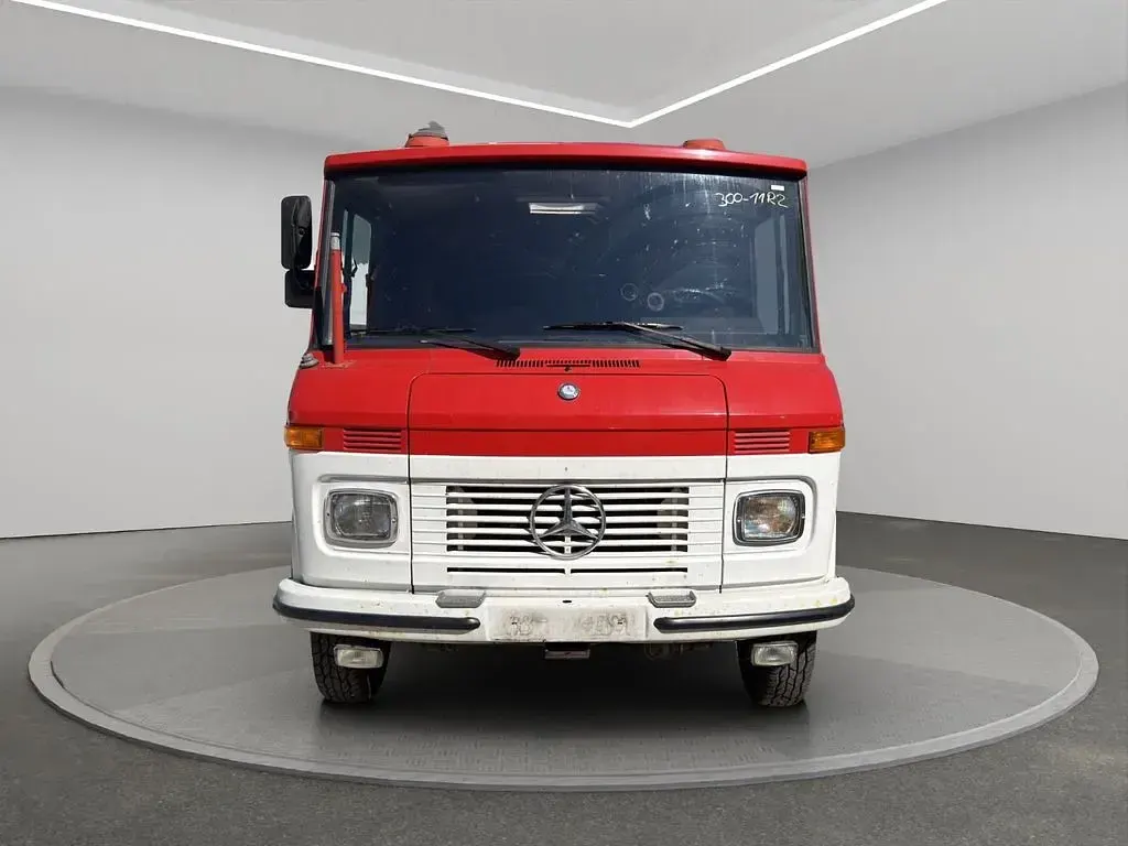 Gebraucht Mercedes T1 90 PS (66 kW) 1980 Rot Van