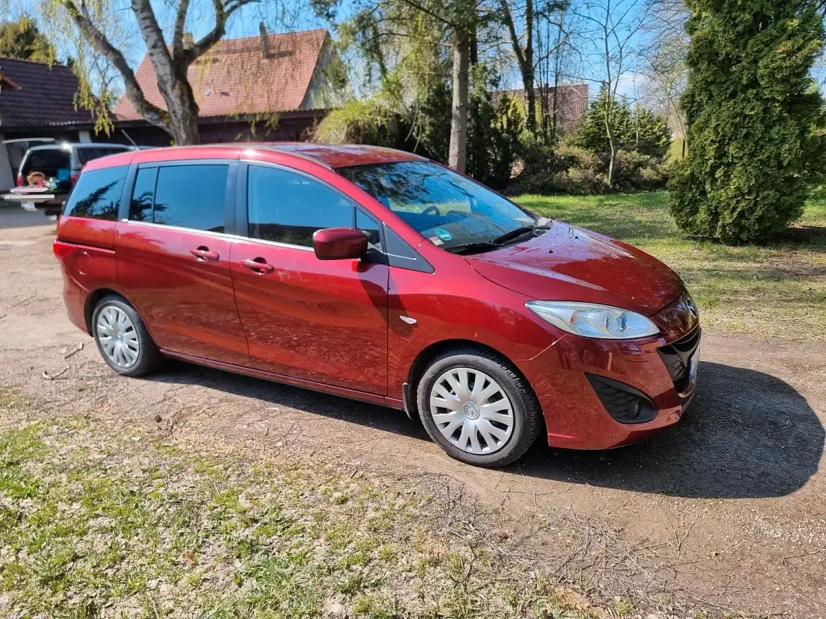 Gebraucht Mazda 5 145 PS (106 kW) 2011 Rot Van / Kleinbus