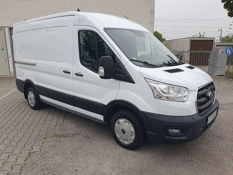 Weiß Gebraucht 2022 Ford Transit Van / Kleinbus | 17.900 € (Guter Preis) - Bild 1/4