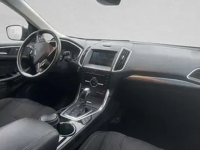 Gebraucht Ford Edge Titanium 209 PS (153 kW) 2017 Schwarz SUV