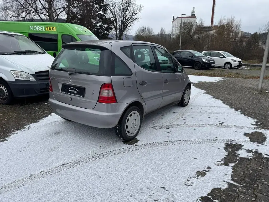 Gebraucht Mercedes A160 102 PS (75 kW) 2000 Grau Kleinwagen