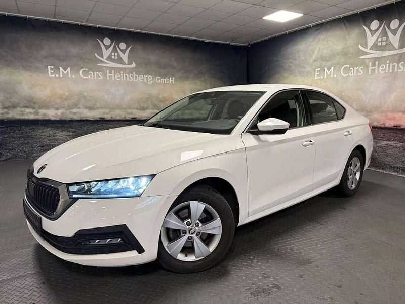 Gebraucht Skoda Octavia Ambition 110 PS (80 kW) 2021 Weiß Limousine