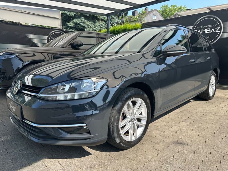Uranograu Gebraucht 2019 VW Golf VII Comfortline Kombi | 12.500 € (Guter Preis) - Bild 1/4