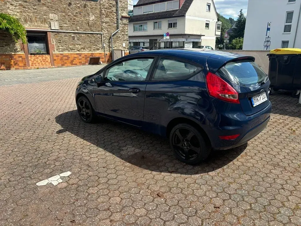 Gebraucht Ford Fiesta Ghia 97 PS (71 kW) 2009 Schwarz Limousine