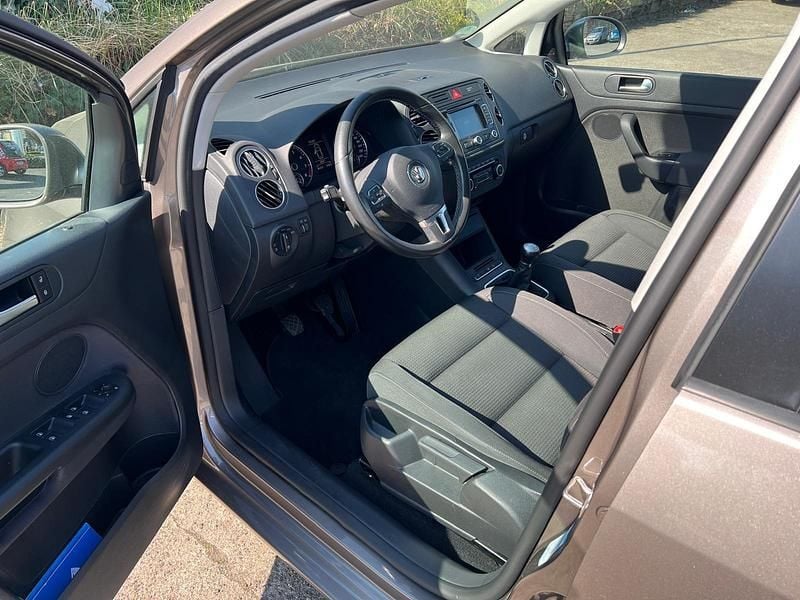 Gebraucht VW Golf VI Team 105 PS (77 kW) 2011 Braun Kleinwagen