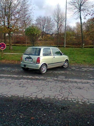 Gebraucht Daihatsu Cuore 76 PS (55 kW) 1999 Grün metallic Kleinwagen