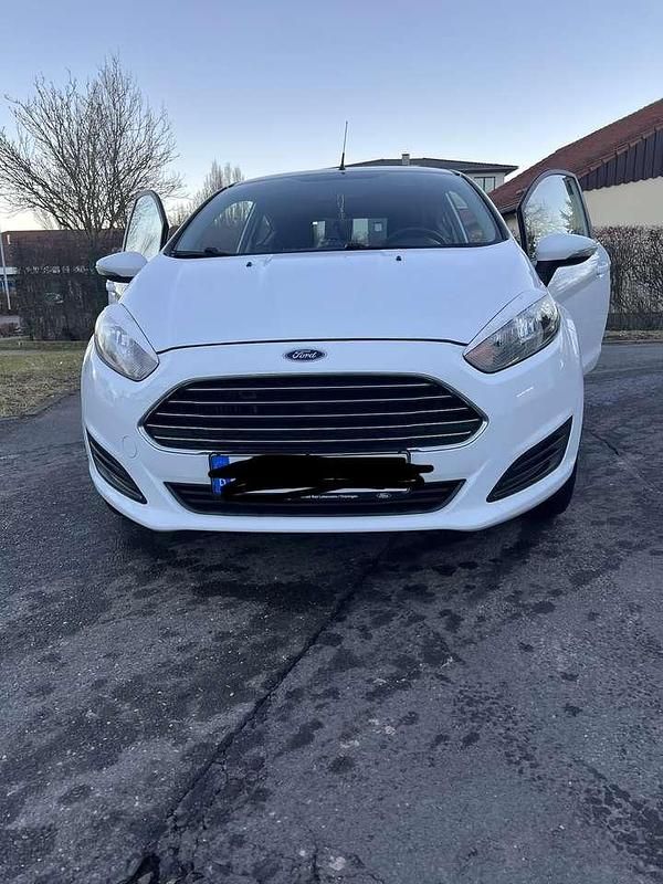 Gebraucht Ford Courier 137 PS (100 kW) 2014 Van / Kleinbus