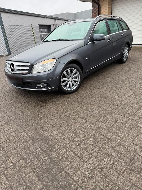 Gebraucht Mercedes C200 Avantgarde 184 PS (135 kW) 2009 Kombi