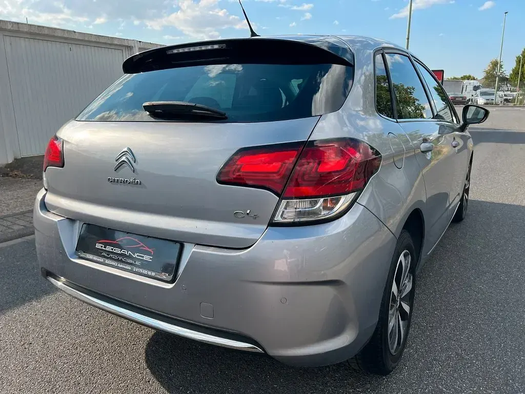 Gebraucht Citroën C4 110 PS (80 kW) 2018 Grau Limousine
