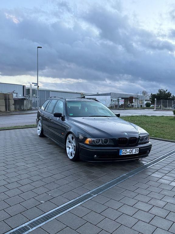Gebraucht BMW 525 Performance 163 PS (119 kW) 2003 Schwarz Limousine