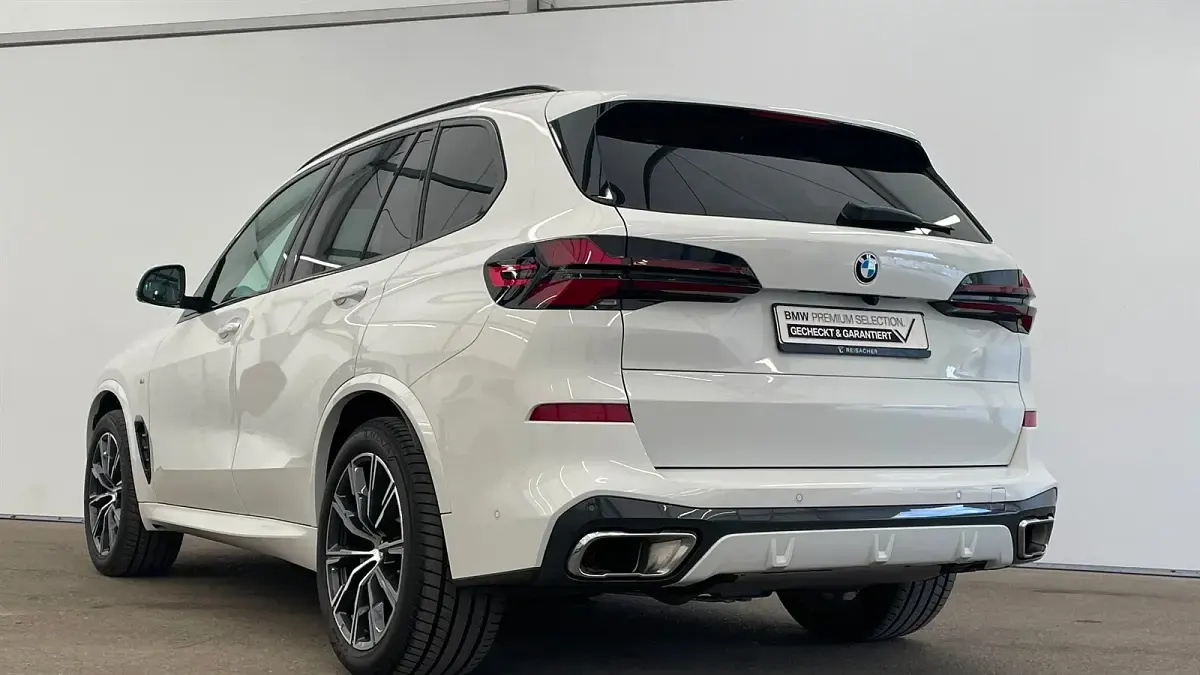 Używany BMW X5 Efficient Dynamics 286 KM (210 kW) 2025 Biały SUV