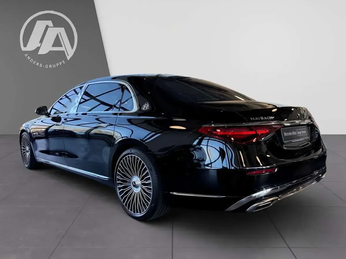 Gebraucht Mercedes S680 Maybach 612 PS (450 kW) 2023 Obsidianschwarz Limousine