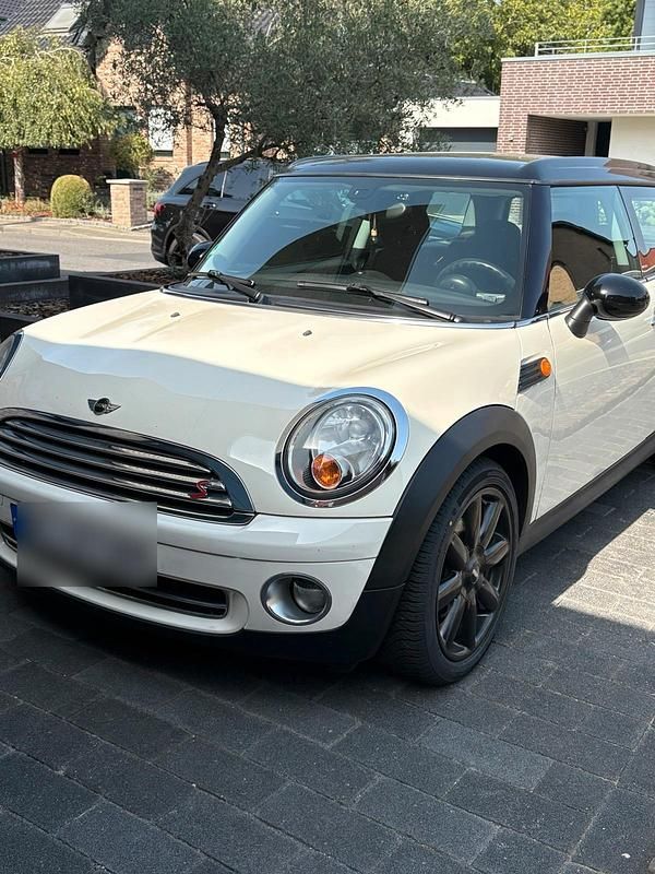 Beige Gebraucht 2009 Mini Clubman Kombi | 3.950 € (Fairer Preis) - Bild 1/4