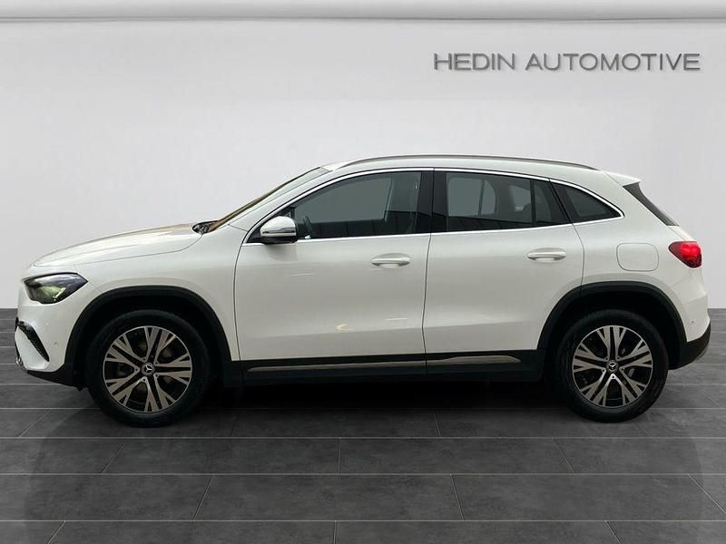 Gebraucht Mercedes GLA180 Progressive 136 PS (100 kW) 2024 Weiß SUV