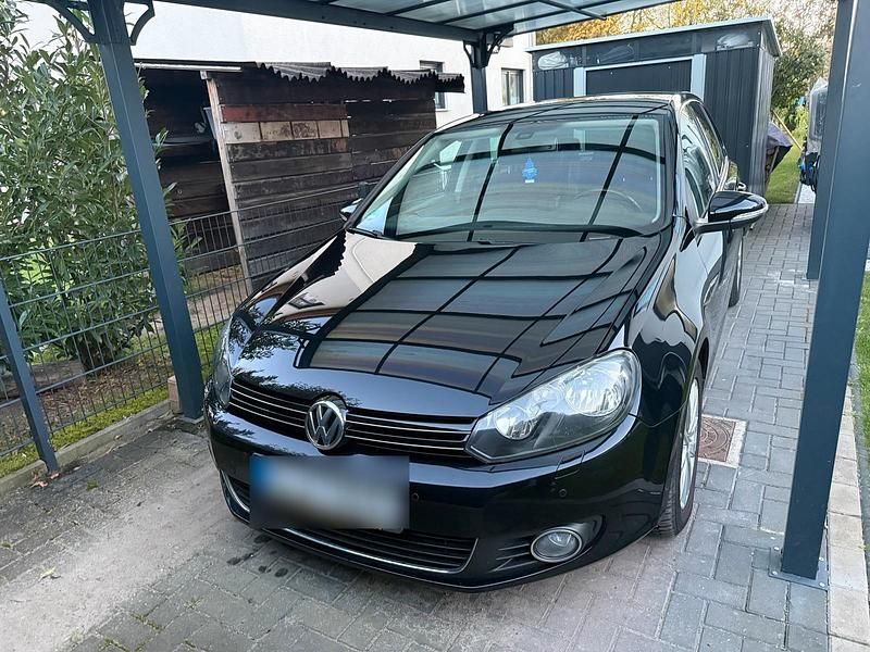 Schwarz Gebraucht 2009 VW Golf VI Limousine | 6.900 € - Bild 1/4