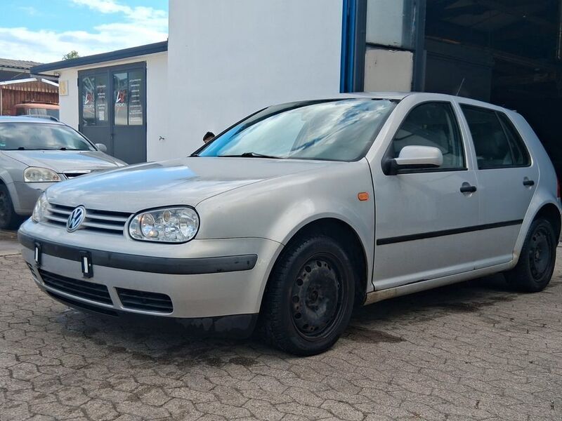 Grau Gebraucht 1998 VW Golf IV Limousine | 1.490 € (Fairer Preis) - Bild 1/4