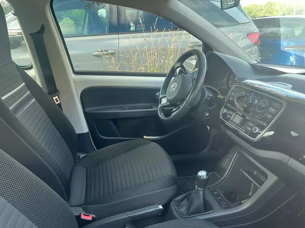 Gebraucht VW up! Cup 75 PS (55 kW) 2015 Weiß Kleinwagen