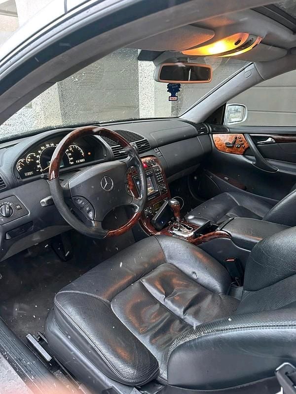 Gebraucht Mercedes CL500 306 PS (225 kW) 2000 Grau Coupé