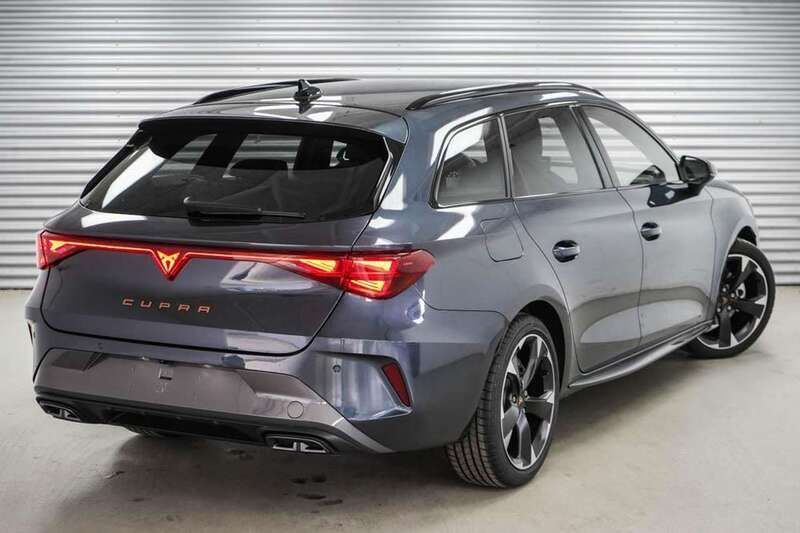 Gebraucht Cupra Leon 150 PS (110 kW) 2024 Magnetic grau metallic (s7) Kombi