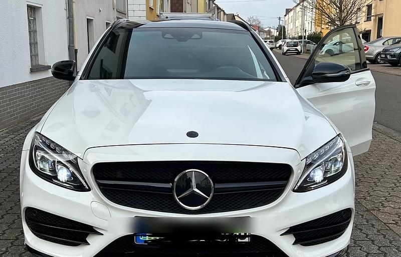 Weiß Gebraucht 2017 Mercedes C43 AMG AMG Kombi | 28.500 € (Fairer Preis) - Bild 1/4