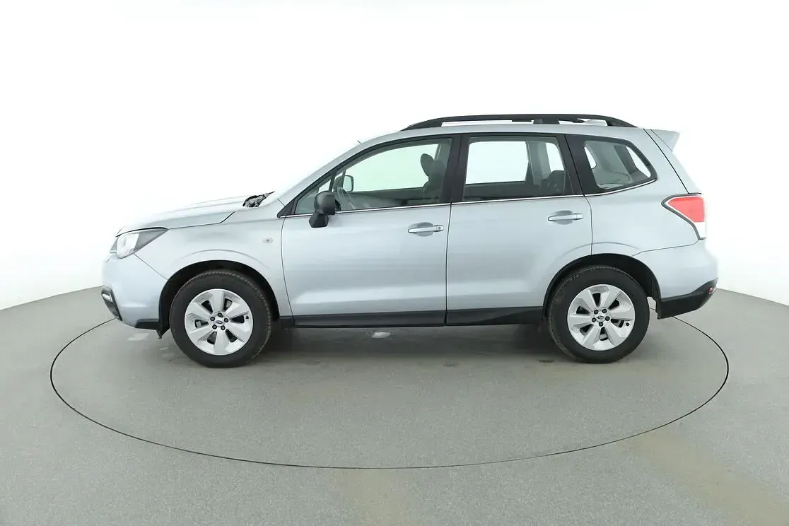 Gebraucht Subaru Forester Active 150 PS (110 kW) 2017 Silber SUV