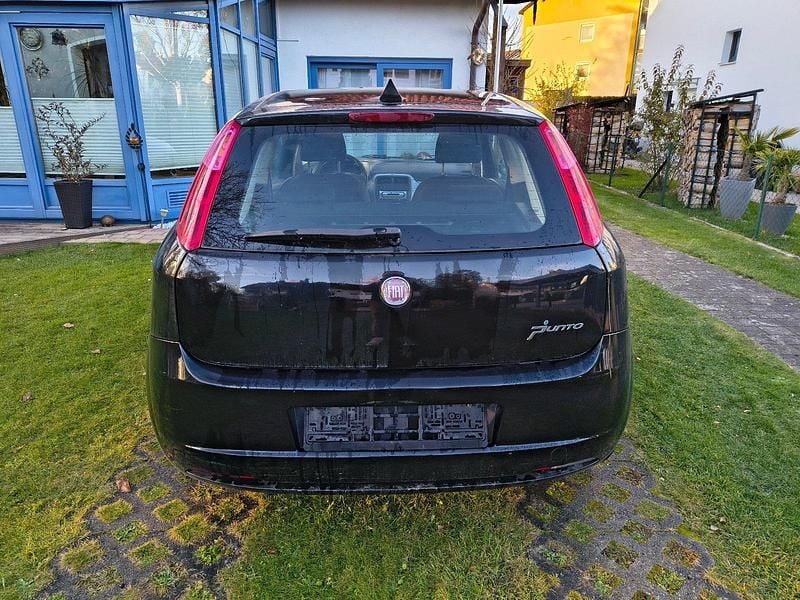 Gebraucht Fiat Grande Punto 65 PS (47 kW) 2009 Schwarz Kleinwagen