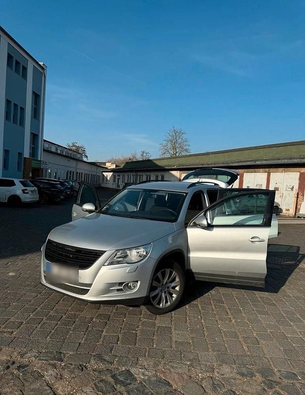 Gebraucht VW Tiguan 150 PS (110 kW) 2009 Silber SUV