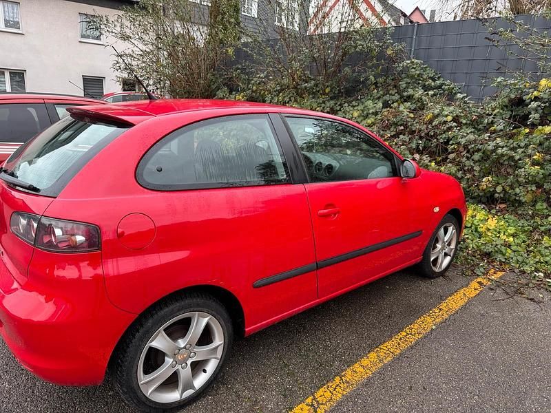 Gebraucht Seat Ibiza 85 PS (62 kW) 2008 Rot Coupé