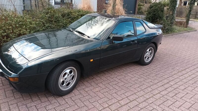 Grün Gebraucht 1987 Porsche 944 S | 22.999 € - Bild 1/3
