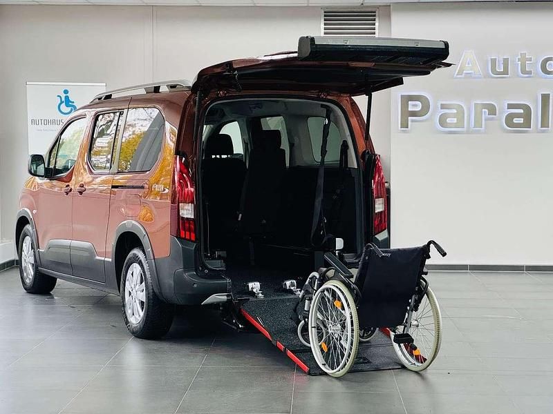 Lackierung cuprite/typ aussenv Gebraucht 2021 Peugeot Rifter Allure Van / Kleinbus | 38.950 € - Bild 1/4