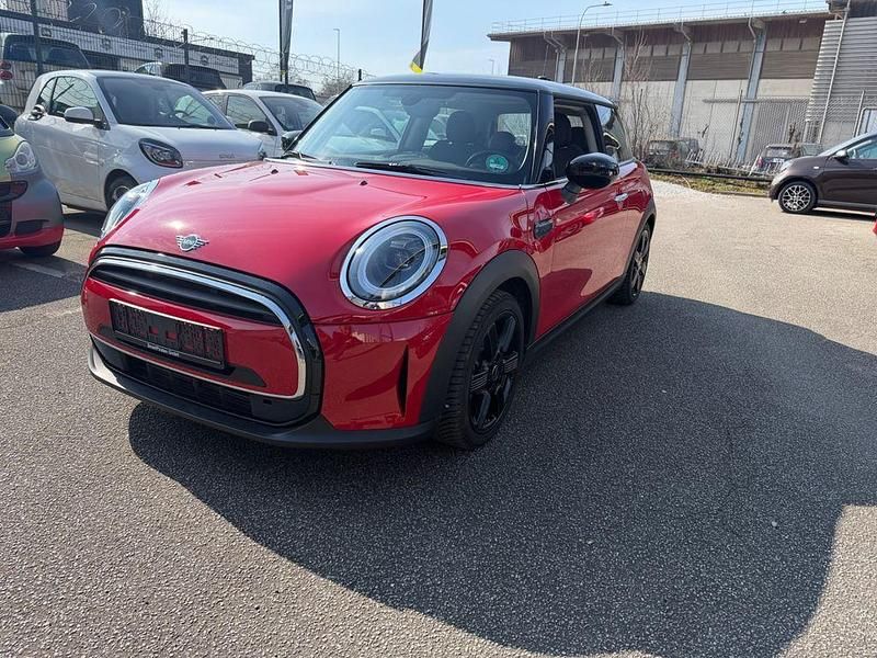 Gebraucht Mini Cooper Classic 136 PS (100 kW) 2022 Rot Kleinwagen