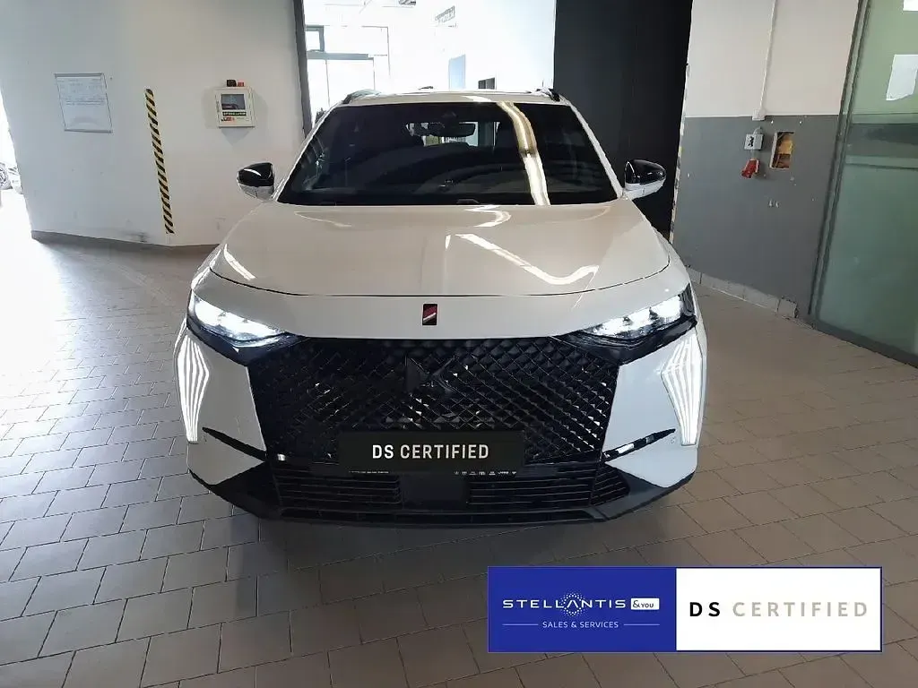 Gebraucht DS Automobiles DS7 Crossback Performance Line Plus 131 PS (96 kW) 2024 Weiß SUV