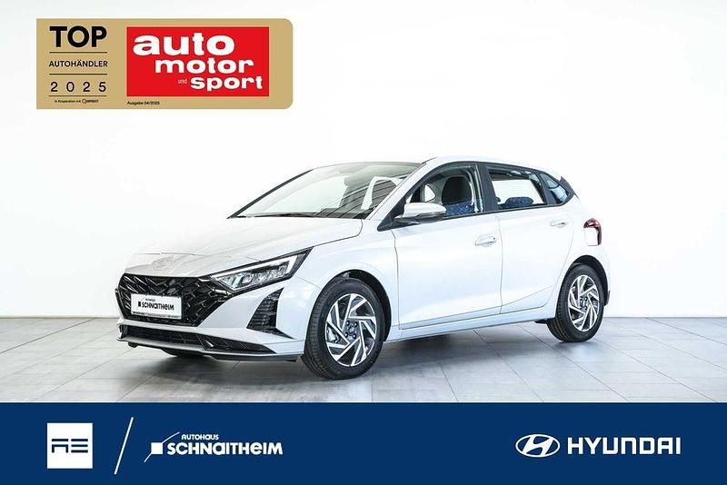 Grau Neu 2025 Hyundai i20 Trend Limousine | 24.490 € (Fairer Preis) - Bild 1/3