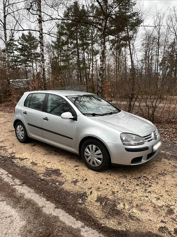 Gebraucht VW Golf IV Trendline 102 PS (75 kW) 2004 Silber Limousine