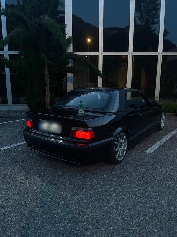 Schwarz Gebraucht 1995 BMW 328 Cabriolet Cabrio | 18.000 € - Bild 1/4