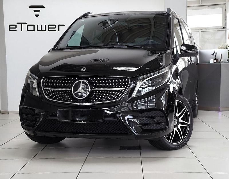 Schwarz Gebraucht 2024 Mercedes V300 Avantgarde Van / Kleinbus | 68.890 € (Etwas zu teuer) - Bild 1/4