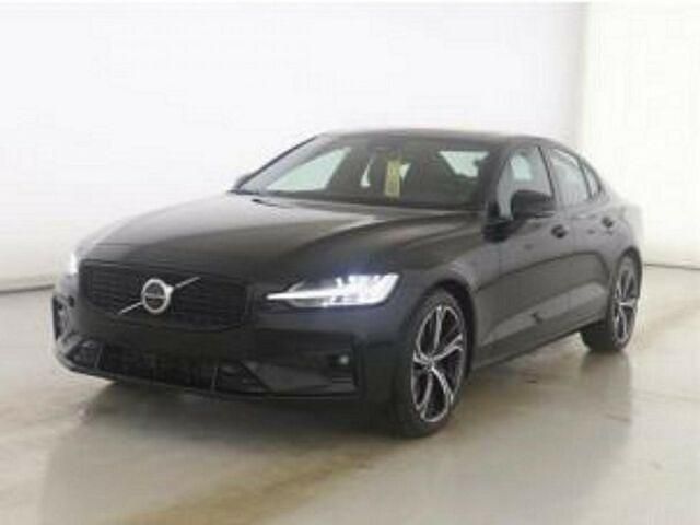 Gebraucht Volvo S60 Plus 197 PS (144 kW) 2024 Onyx black (schwarz) Limousine