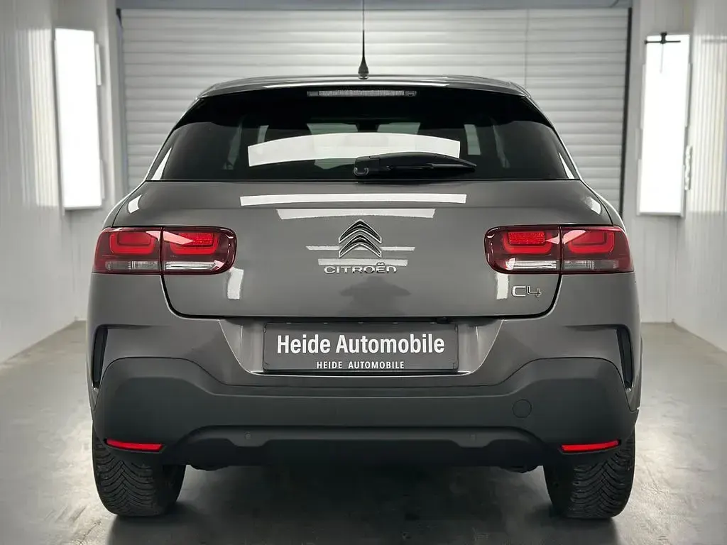 Second-hand Citroën C4 Feel 111 CP (81 kW) 2018 Gri Berlinǎ